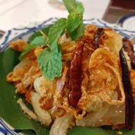 เมนูของร้าน ยุ้งสยาม ไทยคูวซีน ถนนพระอาทิตย์ {หลัก}