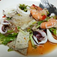 บ้านนู๋นิด ส้มตำ&ยำแซ่บ