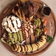 Sanctuary Cafe & Restaurant ปากน้ำ ซอยการประปา