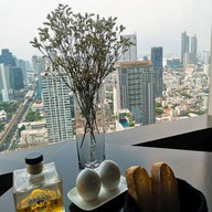 บรรยากาศ Urbani Truffle Bar & Restaurant Bangkok