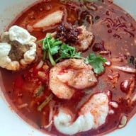 ต้นตำรับ ก๋วยเตี๋ยวขาหมูตำลึง