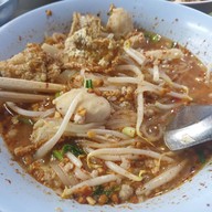 เมนูของร้าน ลูกชิ้นหมู เย็นตาโฟ นครปฐม เจ้าเก่า ซ.วัดโลกา (344หน้าร้านศรีพิพัฒน์) ไม่มีสาขา