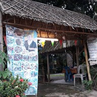 หน้าร้าน ลาบเป็ดเมืองยศ