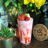 GOLD SNAKE COFFEE AND CAFÉ