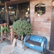หน้าร้าน Tava Coffee  เตวา คอฟฟี่ คาเฟ่ ปักธงชัย