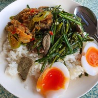 เมนูของร้าน ร้านข้าวแกงเจดีย์หัก