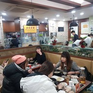 บรรยากาศ Sinseon Seolleongtang Myeongdong