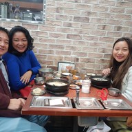 บรรยากาศ Sinseon Seolleongtang Myeongdong