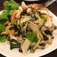 เมนูของร้าน ครัวต้นไทร