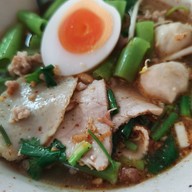 เมนูของร้าน ก๋วยเตี๋ยวเจ๊หมวย
