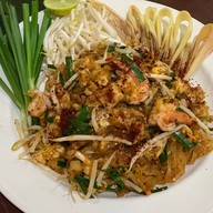 ก๋วยเตี๋ยวเนื้อตุ๋นเจริญพาณิช สาขา 3