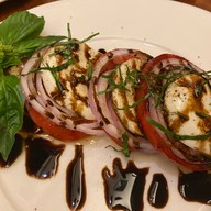 The Duke's พรอมเมนาดา