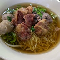 ก๋วยเตี๋ยวเนื้อตุ๋นเจริญพาณิช สาขา 3