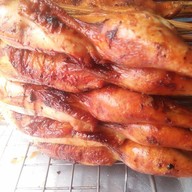 เมนูของร้าน ชินดนัย  ไก่ย่างวิเชียรบุรี ซอยบ่อนไก่ ( ตรงข้ามแฟลต ค.1 )