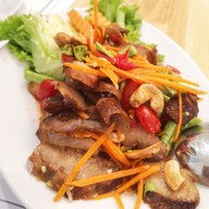 Sanctuary Cafe & Restaurant ปากน้ำ ซอยการประปา