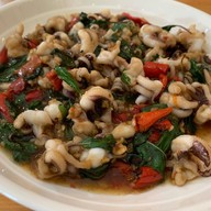 ก๋วยเตี๋ยวเนื้อตุ๋นเจริญพาณิช สาขา 3