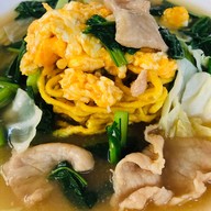 ก๋วยเตี๋ยวปลาสุกี้ทะเล ปราณบุรี