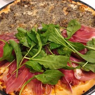 เมนูของร้าน Granda Pizza Livio