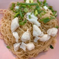 นายดำ บะหมี่เกี๊ยวข้าวหมูแดง สาขา1 อ่อนนุช
