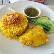 เมนูของร้าน ครัวกานพลู .