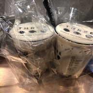 เมนูของร้าน THREE TEA ท่ามหาราช