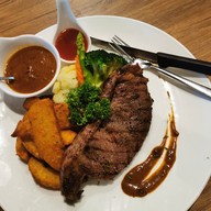 เมนูของร้าน Why Here Bar & Bistro The Avenue Ratchayothin