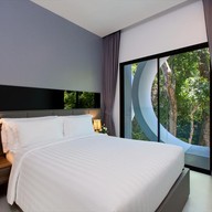 Utopia Naiharn Phuket