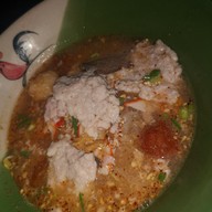 ร้านก๋วยเตี๋ยวหมูจ๊ะจ๋า