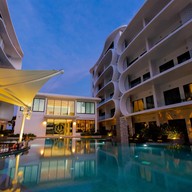 Utopia Naiharn Phuket