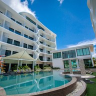 Utopia Naiharn Phuket