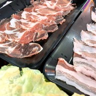 เส้นเฝอ ชาบู  ท่าศาลา