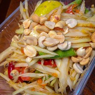 เมนูของร้าน ส้มตำถาดครกไม้