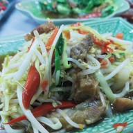 ข้าวต้มหัวปลาชลบุรี