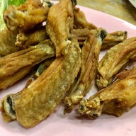 ครัวสี่เจ๊