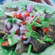 ข้าวต้มหัวปลาชลบุรี