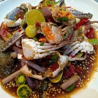 ร้านยำปูไข่ย้วย