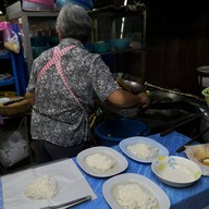 บรรยากาศ บะหมี่แห้ง/น้ำต้มยำรสเด็ดเข้มข้น