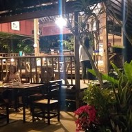 จูดงบ้านไม้ปลายซอย