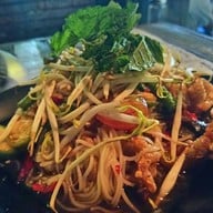 เมนูของร้าน จ่มดู๋ จัดจ้านในย่านนี้ ลาดพร้าว