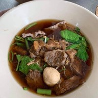 เตี๋ยวริมเริน by เฮียวัฒน์จัมโบ้ สาขา 3