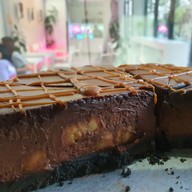 About White Cafe & Bistro