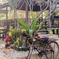 จูดงบ้านไม้ปลายซอย