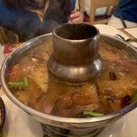 เสวย Empire Tower