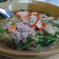 รสหนึ่ง - ถนนรอบเวียง