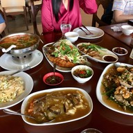 ห้องอาหารชวนชม สนามกอล์ฟวินด์เซอร์ ปาร์ค แอนด์ กอล์ฟคลับ