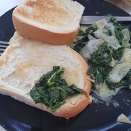 เมนูของร้าน About White Cafe & Bistro