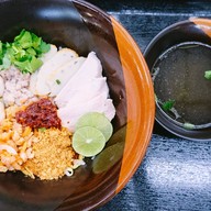 เมนูของร้าน เตี๋ยวยัง ก๋วยเตี๋ยวต้มยำ หทัยราษฎร์