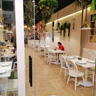 บรรยากาศ ผักเหนาะ