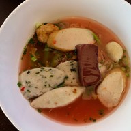 เมนูของร้าน ก๋วยเตี๋ยวปลาอันดามัน เฉลิมพระเกียรติ ร.๙ - พัฒนาการ