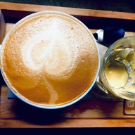 2wins Cafe And Eatery
